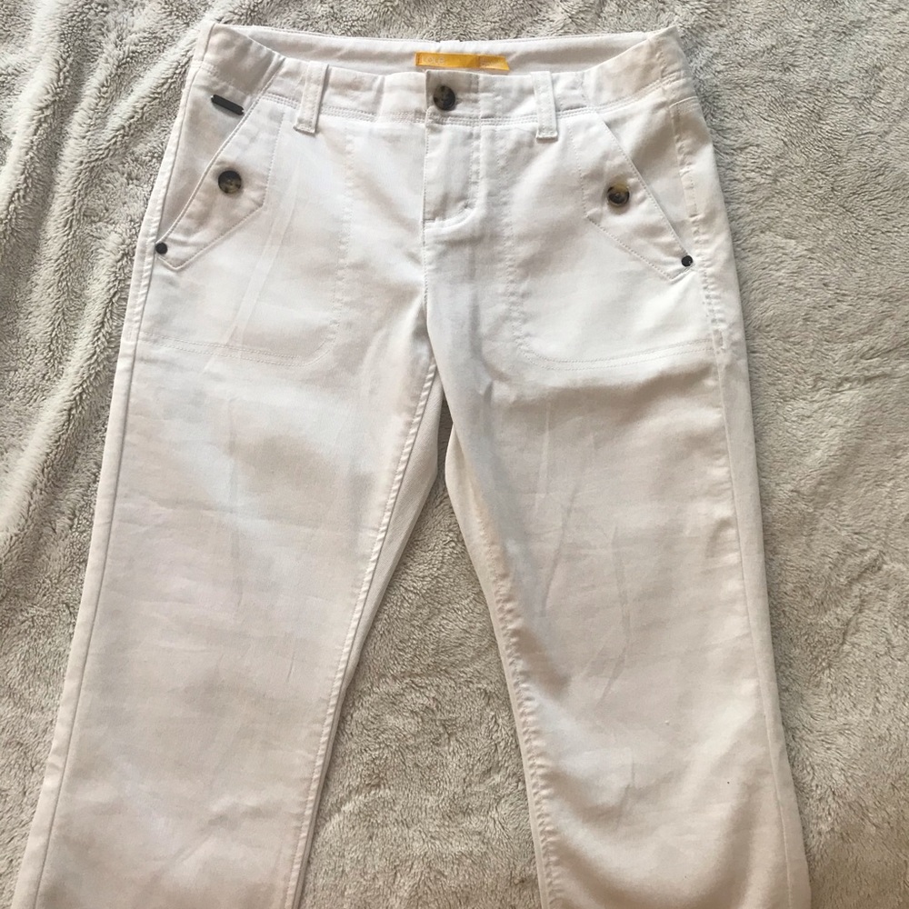 White Capri Pants